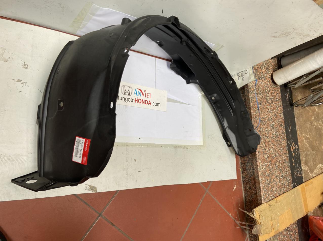 Lòng dè chắn bùn xe Honda CRV 2013 đến 2017